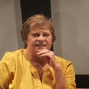 Meet your Posher, Bobbie